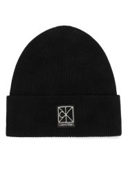 Calvin Klein Czapka LV04F8109G Czarny. Czarne czapki damskie Calvin Klein, na zimę, bez wzorów, z wiskozy. Za 169.99 zł.