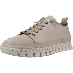 Buty CARMELA 163105C Beżowy. Brązowe obuwie trekkingowe damskie Carmela, ze skóry, bez zapięcia. Za 481.05 zł.