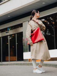 Maison héritage PARIS Skórzany shopper bag "Ori" w kolorze czerwonym - 45 x 35 cm rozmiar: onesize. Czerwone shopper bag maison héritage PARIS, bez wzorów, z materiału, na ramię, bez dodatków. Za 260.99 zł.