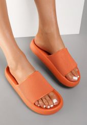 Pomarańczowe Piankowe Klapki w Stylu Basic Oreithano. Brązowe klapki damskie Renee, bez wzorów, bez obcasa, na płaskiej podeszwie, bez zapięcia. Za 44.99 zł.