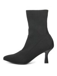 Studio 88 Botki w kolorze czarnym rozmiar: 37. Czarne botki damskie Studio 88, eleganckie, bez obcasa, na szpilce, bez zapięcia. Za 180.98 zł.