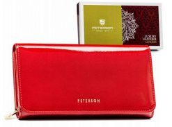 Portfel skórzany Peterson PTN 421077-SAF czerwony. Czerwone portfele damskie Peterson, bez wzorów, z lakierowanej skóry. Za 147.99 zł.