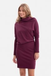 Bawełniana ołówkowa sukienka z dzianiny zbluzowana fiolet. Sukienki damskie Bewear, bez wzorów, z bawełny, biznesowe, bez ramiączek. Za 239.00 zł.