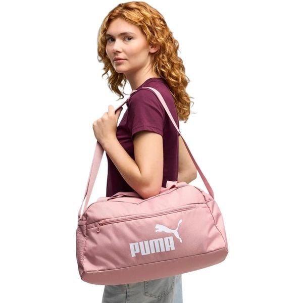 Torba Puma Phase Small Sports Bag 22L. Czerwone torby sportowe Puma, bez wzorów, z materiału. Za 290.00 zł.