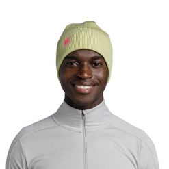 Czapka zimowa Buff Crossknit Beanie - sheen yellow. Żółte czapki damskie Buff, na zimę, bez wzorów, z dzianiny. Za 151.10 zł.