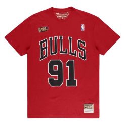 Koszulka Chicago Bulls. Czerwone koszulki damskie Mitchell & Ness, bez wzorów, bez kołnierzyka, bez ramiączek. Za 252.00 zł.