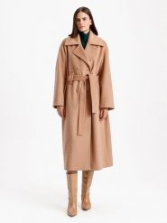 BGN Płaszcz przejściowy w kolorze karmelowym rozmiar: 40. Brązowe płaszcze damskie BGN, bez wzorów, z tkaniny, bez kaptura. Za 177.94 zł.