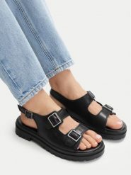 G-Star Raw Sandały CEO-WI34-3310-18608 Czarny. Czarne sandały damskie G-Star, bez wzorów, ze skóry, bez obcasa, na płaskiej podeszwie, bez zapięcia. Za 149.99 zł.