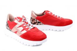 WONDERS A-24100 flame, półbuty damskie. Czerwone półbuty damskie Wonders, bez wzorów, bez obcasa, bez zapięcia. Za 679.50 zł.