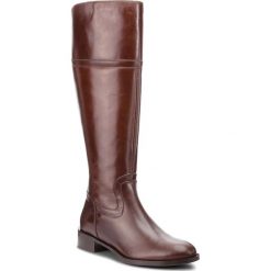 Oficerki SOLO FEMME - 33926-02-I10/000-01-00 Brąz. Brązowe kozaki damskie Solo Femme, ze skóry ekologicznej. W wyprzedaży za 409.00 zł.