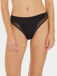 Undress Code Stringi Oh Mon Dieu 730 Czarny. Czarne stringi Undress Code, bez wzorów, z syntetyku. Za 199.99 zł.
