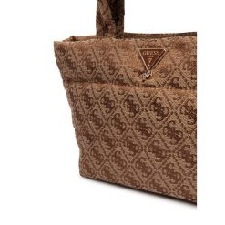 Torebka Guess. Brązowe kuferki damskie Guess, z aplikacjami, bez dodatków. Za 324.99 zł.