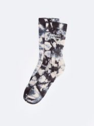 Skarpety unisex z kolekcji Authentic czarne Authena 906. Czarne skarpetki damskie Big Star, bez wzorów, z materiału. W wyprzedaży za 9.99 zł.
