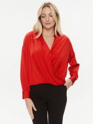 Imperial Bluzka CJF4GDG Czerwony Oversize. Czerwone bluzki damskie Imperial, s, bez wzorów, z syntetyku, bez kołnierzyka, bez ramiączek. W wyprzedaży za 169.99 zł.