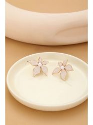 Atelier MIU Pozłacane kolczyki z perłami rozmiar: onesize. Białe kolczyki damskie atelier MIU, z perłą, pozłacane. Za 34.99 zł.