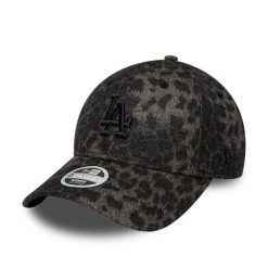 Czapka baseballowa damska Los Angeles Dodgers New Era 9Forty Cosy Leopard. Czarne czapki z daszkiem damskie New Era, bez wzorów, z materiału. Za 176.00 zł.