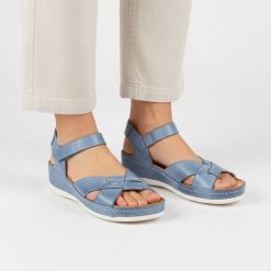 Sandały damskie Wasak, zapinane na rzep z miękkiej skóry naturalnej i ze skórzaną delikatną wkładką, jeans, 473. Niebieskie bikini Wasak, bez wzorów, z jeansu. Za 215.20 zł.