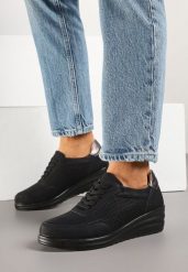 Czarne Sneakersy W Stylu Półbutów na Koturnie z Ażurową Cholewką Varzedi. Czarne obuwie sportowe damskie Born2be, na lato, bez zapięcia, trekkingowe. Za 84.99 zł.