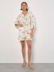 Apricot Szorty w kolorze białym rozmiar: XS. Białe szorty damskie Apricot, bez wzorów. Za 78.99 zł.