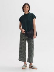 OPUS Koszulka "Gibbi" w kolorze zielonym rozmiar: 38. Zielone koszulki damskie Opus, bez wzorów, bez kołnierzyka, bez ramiączek. Za 131.43 zł.