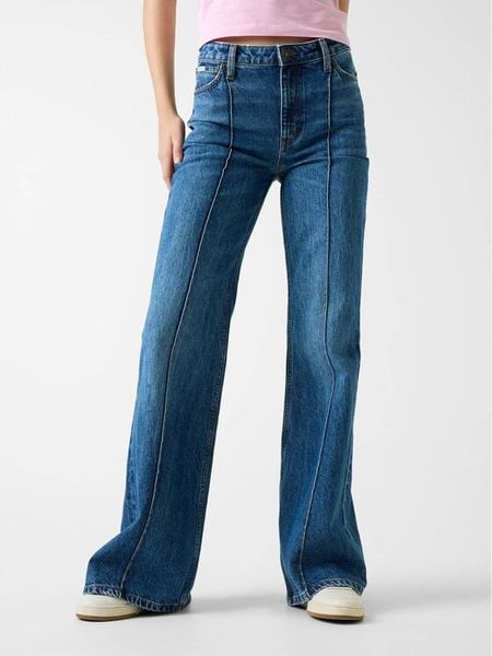 Guess Jeans Jeansy W6RA0R D6334 Niebieski Wide Leg. Niebieskie jeansy damskie Guess Jeans. Za 298.99 zł.