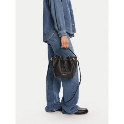 Torebka MICHAEL Michael Kors. Czarne torebki klasyczne damskie MICHAEL Michael Kors, bez dodatków. Za 1,329.00 zł.