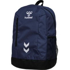 Plecak Hummel Core 2.0. Czarne plecaki Hummel, bez wzorów. W wyprzedaży za 141.00 zł.
