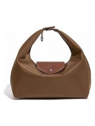 SUVRAI Torebka w kolorze jasnobrązowym - 25 x 27 x 13 cm rozmiar: onesize. Brązowe torebki klasyczne damskie SUVRAI, z materiału, na ramię, bez dodatków. Za 121.99 zł.