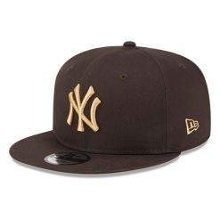 Czapka z daszkiem New Era 9FIFTY New York Yankees League Essential 60424694. Brązowe czapki z daszkiem damskie New Era, bez wzorów. Za 159.00 zł.
