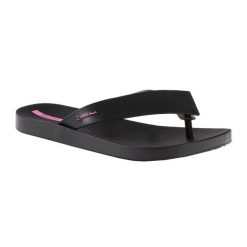 Japonki plażowe damskie Ipanema Hit. Czarne klapki damskie Ipanema, bez wzorów, bez obcasa, bez zapięcia. Za 47.99 zł.