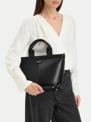 MEXX Torebka CEO-MEXX-S-013-10 Czarny. Czarne kuferki damskie Mexx, bez wzorów, ze skóry, bez dodatków. Za 199.99 zł.