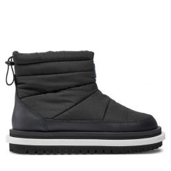 Śniegowce Tommy Jeans. Czarne śniegowce damskie Tommy Jeans, z jeansu. Za 339.99 zł.