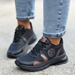 Czarne sneakersy półbuty damskie Navy Dot 66001. Czarne obuwie sportowe damskie Navy dot, bez wzorów, ze skóry, bez obcasa, na obcasie, bez zapięcia. Za 99.00 zł.