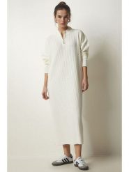 Happiness Istanbul Sukienka dzianinowa w kolorze białym rozmiar: onesize. Białe sukienki damskie Happiness Istanbul, bez wzorów, z dzianiny, bez ramiączek. Za 104.99 zł.