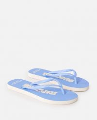 Japonki damskie Rip Curl Icons Of Surf Bloom. Niebieskie klapki damskie Rip Curl, bez wzorów, z materiału, bez obcasa, bez zapięcia. Za 73.99 zł.