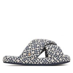 Kapcie Tommy Hilfiger. Białe kapcie damskie Tommy Hilfiger. Za 209.99 zł.