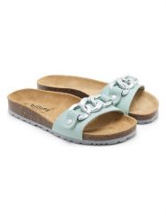 Billowy Skórzane klapki w kolorze błękitnym rozmiar: 38. Niebieskie klapki damskie Billowy, z aplikacjami, z otwartym noskiem, bez obcasa, bez zapięcia. Za 173.99 zł.