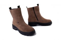 RIEKER TEX X8250-64 beige, botki damskie. Brązowe botki damskie Rieker, na zimę, bez obcasa, bez zapięcia. Za 499.90 zł.