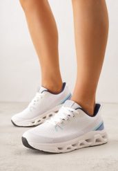 Białe Buty Sportowe na Grubej Geometrycznej Podeszwie Alexusa. Białe obuwie sportowe casual damskie Born2be, z dresówki, bez zapięcia. Za 119.99 zł.