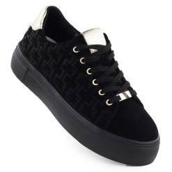 Skórzane półbuty damskie sneakersy na platformie czarne Filippo DP6850. Czarne półbuty damskie Filippo, bez wzorów, ze skóry, bez obcasa, na platformie, bez zapięcia. Za 195.99 zł.