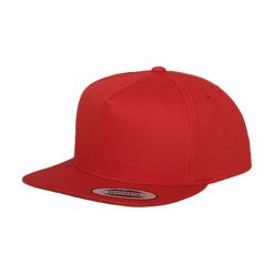 Klasyczna 5panelowa Czapka Z Daszkiem. Czerwone czapki z daszkiem damskie FLEXFIT, bez wzorów. Za 73.99 zł.