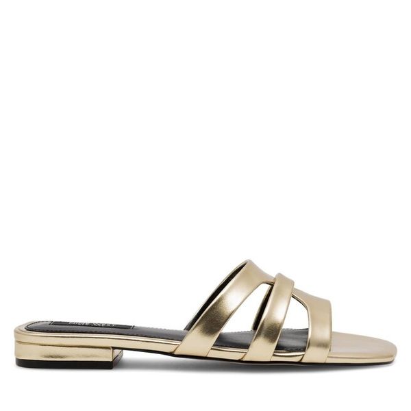 Klapki Nine West. Żółte klapki damskie Nine West, bez wzorów, bez obcasa, bez zapięcia. Za 179.99 zł.