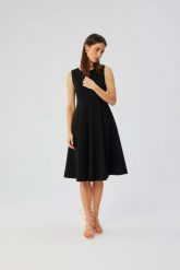 Elegancka rozkloszowana sukienka koktajlowa czarna. Czarne sukienki damskie Stylove, bez wzorów, z elastanu, biznesowe, bez ramiączek. Za 429.00 zł.