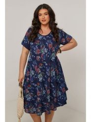 Curvy Lady Sukienka w kolorze granatowym rozmiar: 48/50. Niebieskie sukienki damskie Curvy Lady, bez wzorów, klasyczne, bez ramiączek. Za 105.63 zł.