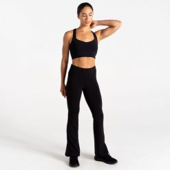 Damskie spodnie Refresh. Niebieskie obuwie sportowe damskie Dare 2b, na fitness i siłownię. W wyprzedaży za 229.99 zł.