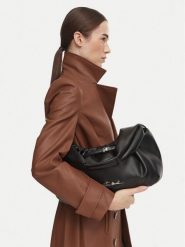 Steve Madden Torebka Bshannon 13002624 Czarny. Czarne torebki klasyczne damskie Steve Madden, ze skóry, bez dodatków. Za 519.99 zł.