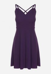 Fioletowa Rozkloszowana Sukienka z Ozdobnymi Paskami Redaina. Fioletowe sukienki damskie Born2be, bez wzorów, eleganckie, bez ramiączek. Za 69.99 zł.