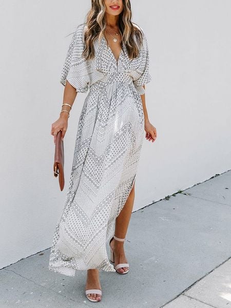 Milan Kiss Sukienka w kolorze biało-szarym rozmiar: S. Białe sukienki damskie Milan Kiss, bez wzorów, bez ramiączek. Za 131.12 zł.