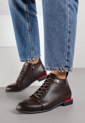 Brązowe Botki Typu Trzewiki Vices Implie. Brązowe botki damskie Born2be, z jeansu, eleganckie, bez obcasa, na płaskiej podeszwie, bez zapięcia. Za 109.99 zł.