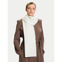 Szalik Calvin Klein. Brązowe szaliki damskie Calvin Klein, bez wzorów. Za 269.99 zł.